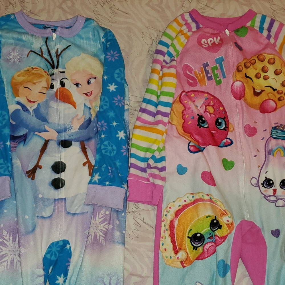 Girls clothes and Hog picture